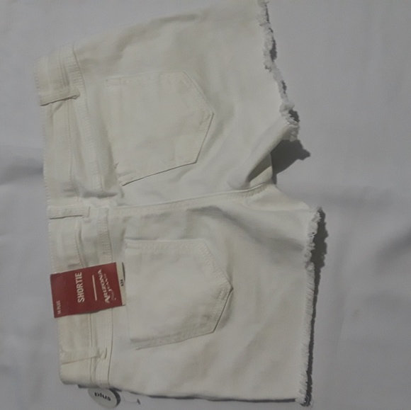Shorts (Arizona) - Picture 2 of 3